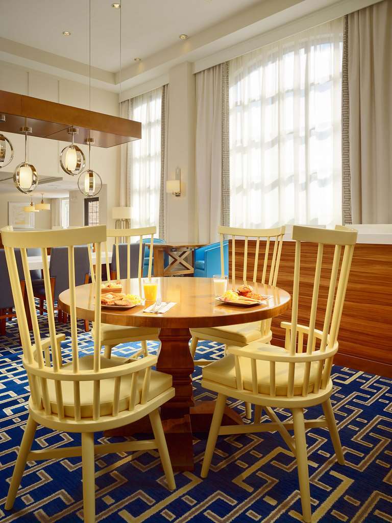Sonesta Es Suites Тусон Ресторан фото